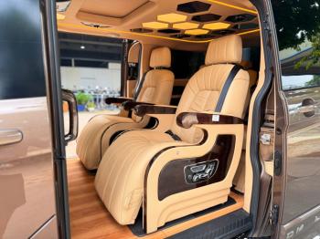 FORD TOURNEO LIMOUSINE 7 CHỖ KINGDOM 20211789454007192_1921776930109827517_g6942579171103842382_cb57e2264169a95edaf39d2b26ae9d7c