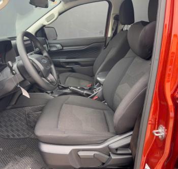 FORD RANGER XLS SỐ TỰ ĐỘNG 2 CẦU MÀU ĐỎ CAM 20241789642814860_1921776930109827517_g6942579171103842382_c7cd0f74f2aa6c6ef5b1d2753b49d355