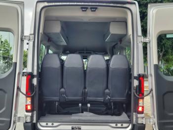 FORD TRANSIT PREMIUM 16C LƯỚT 6 VẠN 20251789701549460_1921776930109827517_g6942579171103842382_3a86ff24d482e41d4639c4f02c237bfd