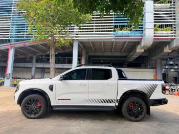 FORD RANGER STORMTRAK NHẬP KHẨU 2024 MÀU TRẮNG1790924501800_1921776930109827517_g6942579171103842382_05e3e95e6304cec84be6b8fe644a5d96