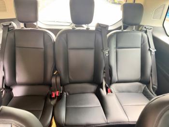FORD TOURNEO TITANIUM 2019 ĐEN 555 TRIỆU1792482585762_1921776930109827517_g6942579171103842382_57be32713b04f3599c70e1aa5c439d60