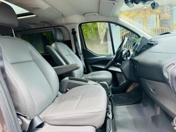 FORD TOURNEO TITANIUM SẢN XUẤT 2019z7166856914115_180368cd572a2477ce64a3f27993ffcd