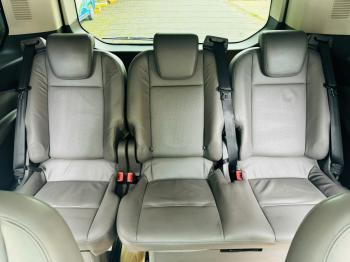 FORD TOURNEO TITANIUM SẢN XUẤT 2019z7166857181933_f58972ffe2f7b8e30fc73f951a633f47